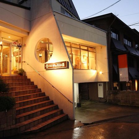 Honkan Gentaroya Hotel Nozawa Luaran gambar